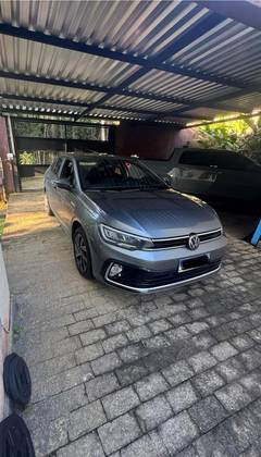 VOLKSWAGEN VIRTUS 1.0 200 TSI HIGHLINE AUTOMÁTICO